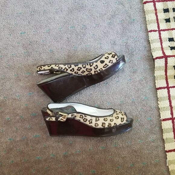 ADORABLE MICHAEL KORS 10 M SHOES!!! - Picture 3 of 3